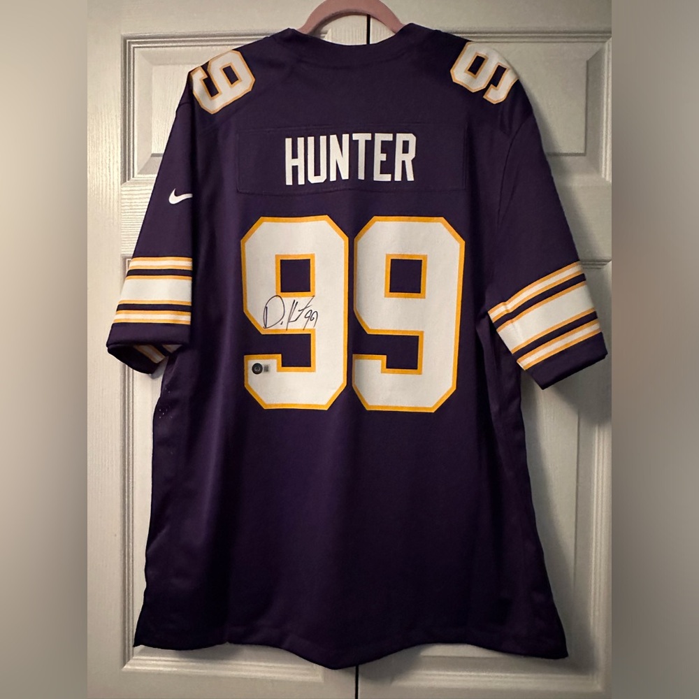 Minnesota Vikings #99 Danielle Hunter Jersey Official and Signed - Picture 2 of 6